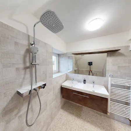 Apartment U Mirase